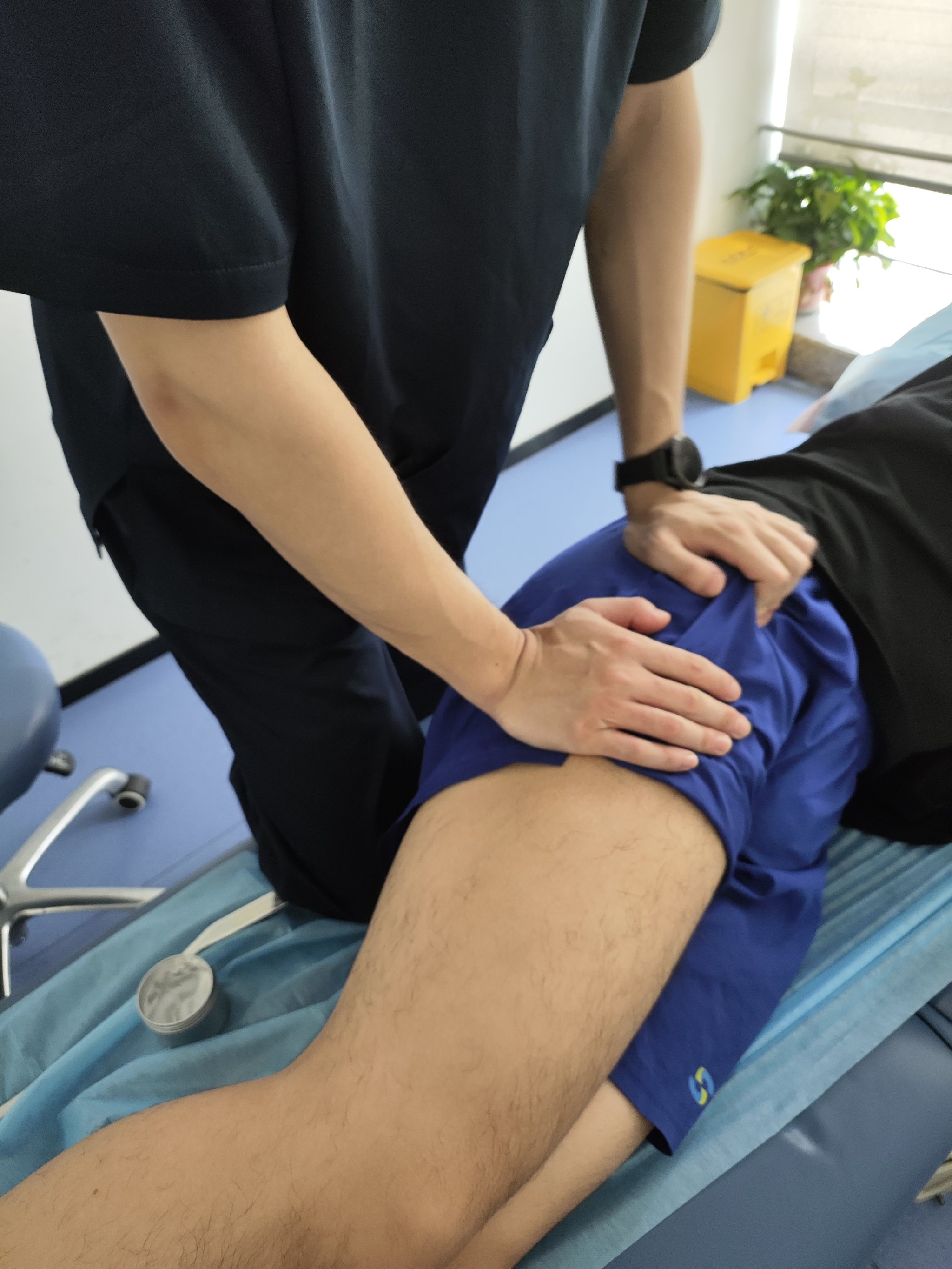 负伤球员康复恢复训练，球队期待其重返赛场的简单介绍